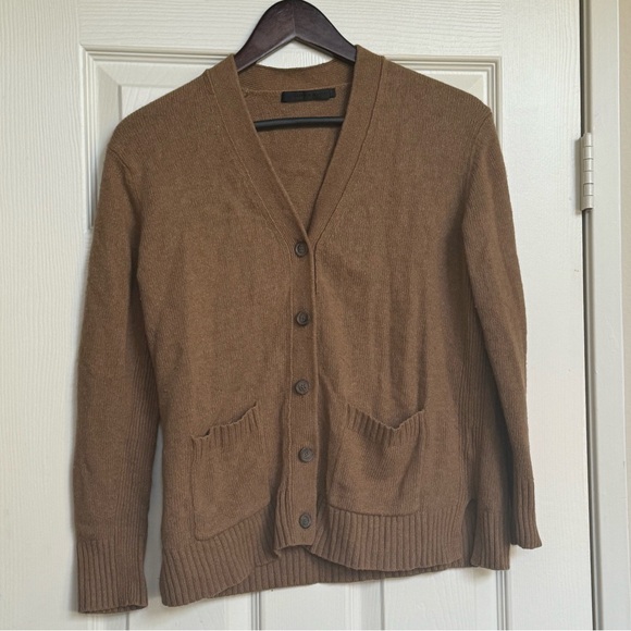 JENNI KAYNE EVERYDAY TAN/CAMEL CARDIGAN - Cashmere Blend - Picture 3 of 10